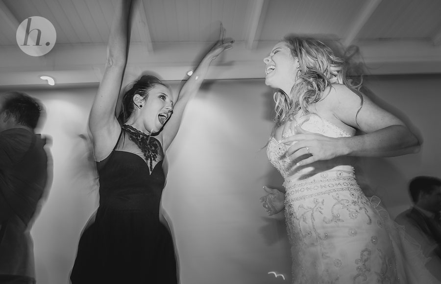 053-Dancing-at-Wedding